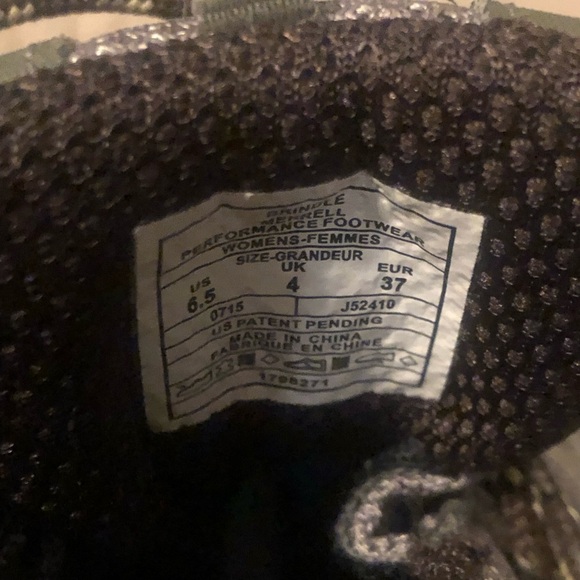 NWOT Merrell Hiking Shoe - Picture 4 of 4